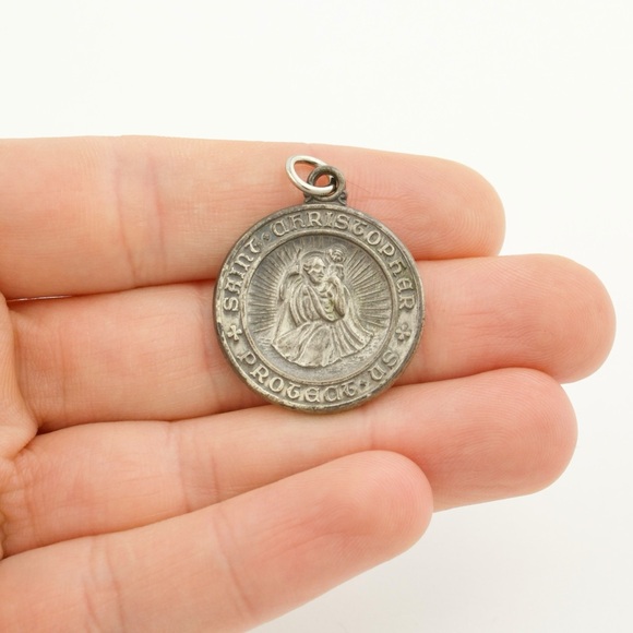 Vintage Saint Christopher Protect Us Necklace Pendant Catholic Religious Medal - Picture 4 of 4